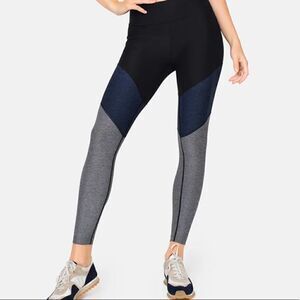 Outdoor Voices Springs 7/8 Leggings in black/navy/graphite S